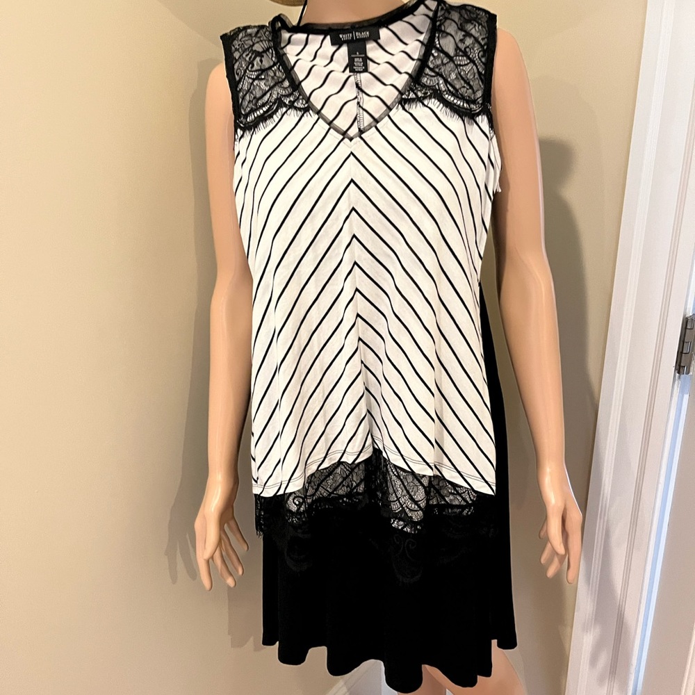 WHBM black and white top with black lace